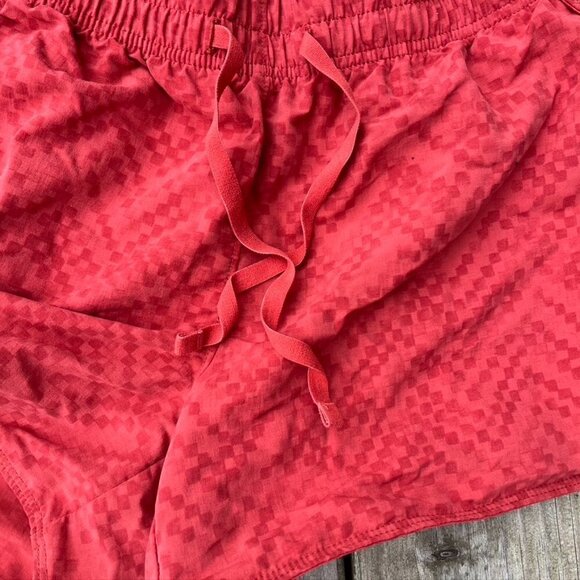 ** The North Face Women’s outdoors shorts orange hiking quick dry Large - Picture 3 of 9